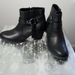 AEO black booties size 9